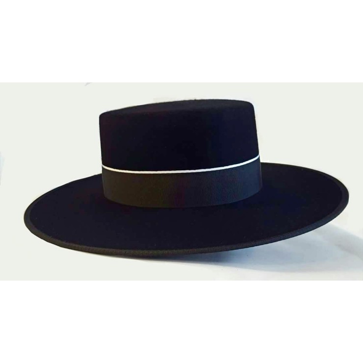 Sombrero de lana en color negro